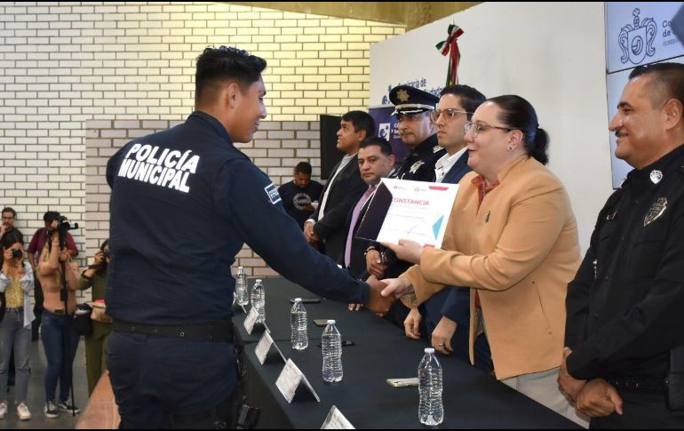 Se trata del curso Derechos Humanos y Desaparición de Personas, el cual tomaron 113 elementos de las comisarías de la Zona Metropolitana de Guadalajara y del estado agrupados en la Coordinación General Estratégica de Seguridad. ESPECIAL