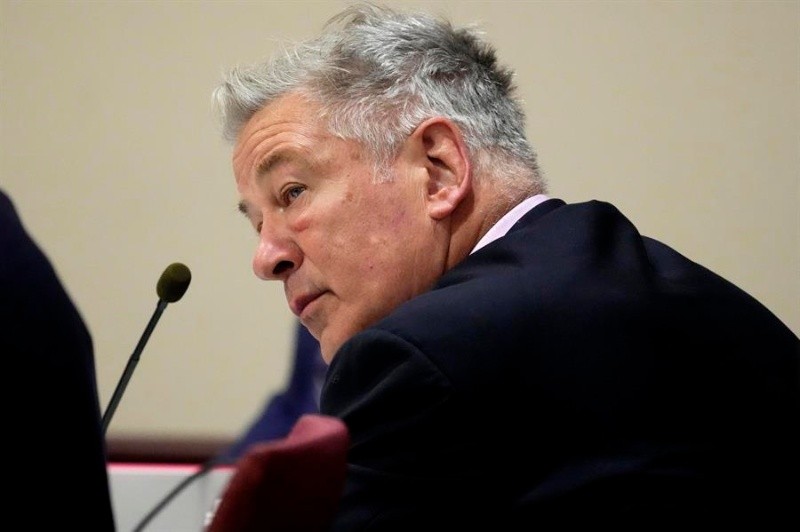 Baldwin se enfrenta al cargo de homicidio involuntario por la muerte Halyna Hutchins, asesinada en el set de la película “Rust” en octubre de 2021. EFE/ Ross D. Franklin