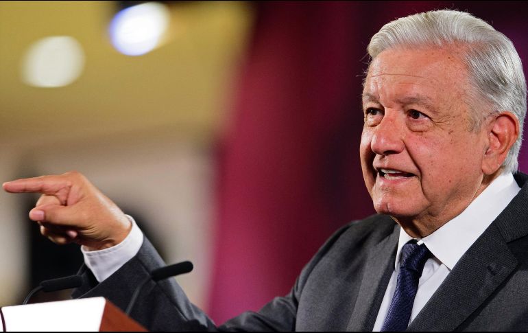 López Obrador incurrió en promoción personalizada, ya que sus declaraciones tuvieron el propósito de evidenciar los logros y las acciones de su administración, y generar una adhesión o simpatía por parte de la ciudadanía. EFE / Presidencia de México