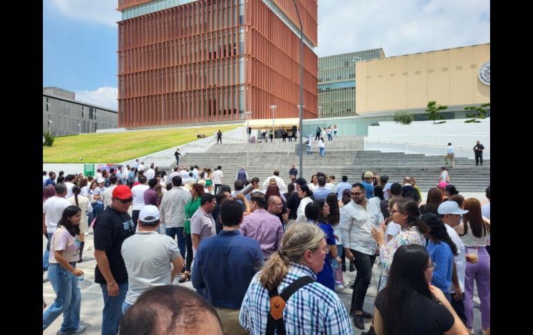 Estamos aquí porque queremos a México: Integrantes de México por la Verdad de la sociedad civil. EL INFORMADOR / O. González