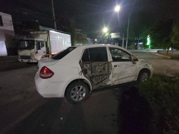 El conductor fue interceptado en el cruce de la calle José María Fragua y Calzada Revolución. ESPECIAL