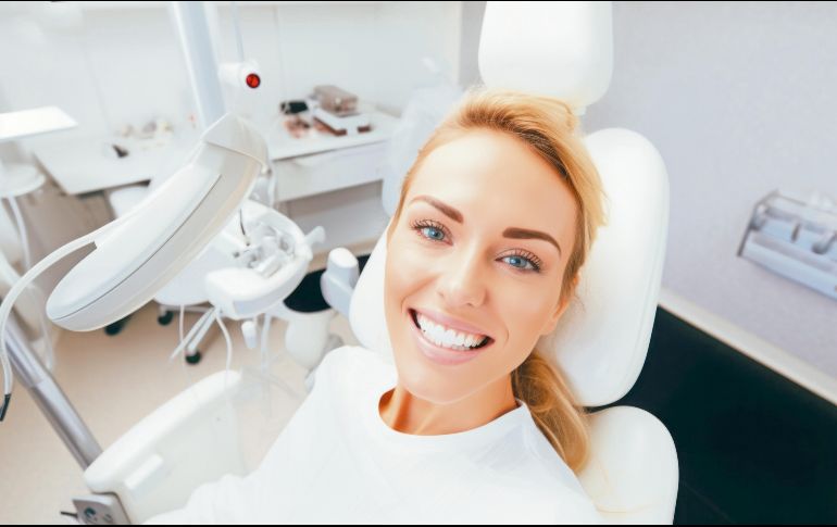 Visitar cada seis meses al dentista es el primer paso para tener una dentadura sana. ESPECIAL