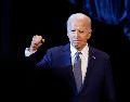 La presión a Joe Biden para que renuncie a su candidatura y abandone sus aspiraciones a la reelección ha crecido desde el debate cara a cara de finales de junio con su rival republicano, el expresidente Donald Trump, del que salió muy perjudicado. EFE / C. Brehman