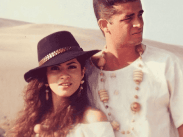 Alessandra y Chacho conformaron el dúo musical “Sentidos Opuestos” en la década de los 90