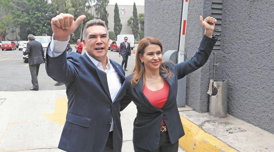 Alejandro “Alito” Moreno y Carolina Viggiano, van por la reelección en el puesto de presidente y secretaria general. EL UNIVERSAL