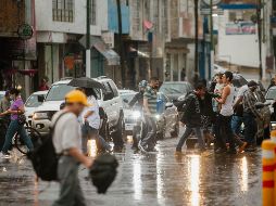 Las lluvias fuertes a intensas podrían ocasionar encharcamientos, inundaciones y deslaves. EL INFORMADOR / ARCHIVO