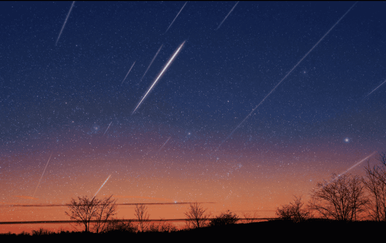 Durante el evento, los meteoros pueden alcanzar velocidades de hasta 50 kilómetros por segundo. La NASA ha observado que los restos del cometa entran en la atmósfera a unos 210.000 kilómetros por hora, y la colisión provoca un incremento de temperatura de hasta 5 mil grados en fracciones de segundo, causando la desintegración instantánea de las partículas y la formación de estelas visibles. CANVA