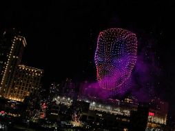 Así lució el cielo con el espectáculo de drones de Marvel. ESPECIAL / X: @MouseInfo