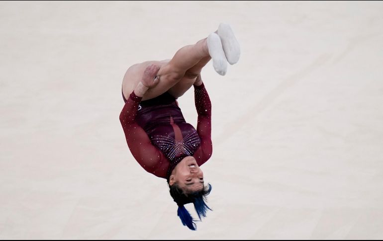 Alexa Moreno durante su ejercicio de piso en la ronda de clasificación de la competencia de gimnasia artística. AP/F. Seco