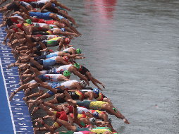 El Comité Organizador de los Juegos Olímpicos de París 2024 dio visto bueno para realizar las pruebas de Triatlón en el Río Sena. Xinhua/ L. Ming.
