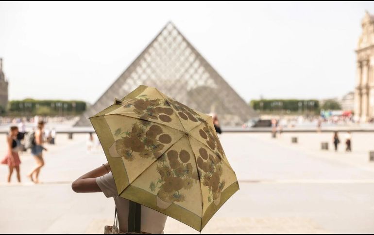 Météo France indica que en la noche del domingo al lunes las temperaturas no van a bajar de los 20 grados. EFE / ARCHIVO