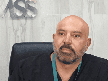 Javier de la Torre Anderson, un médico anestesiólogo, junto a otros colegas lograron reanimar al hombre. IMSS