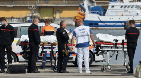 El Canal de la Mancha es una vía marítima concurrida, y a menudo traicionera. ESPECIAL / AFP