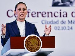 La llamada “mañanera” continuará en la administración de Sheinbaum. Ayer fue su primer encuentro ante medios como Mandataria. EFE