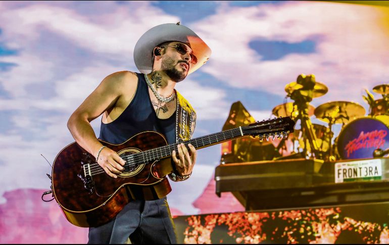 El grupo recorrió sus grandes éxitos y también rindió homenaje a Vicente Fernández. EL INFORMADOR/A. Navarro