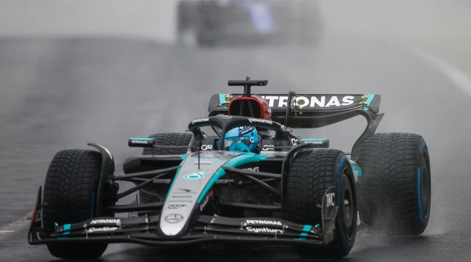 El organismo rector de la máxima categoría del automovilismo determinó multar a la escudería alemana. EFE/ A. Coelho.