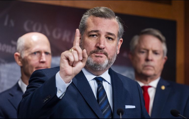 Ted Cruz. El polémico senador republicano por Texas se hizo de su segundo mandato. Ayer realizó una conferencia en el Capitolio. EFE/J. LoSclazo