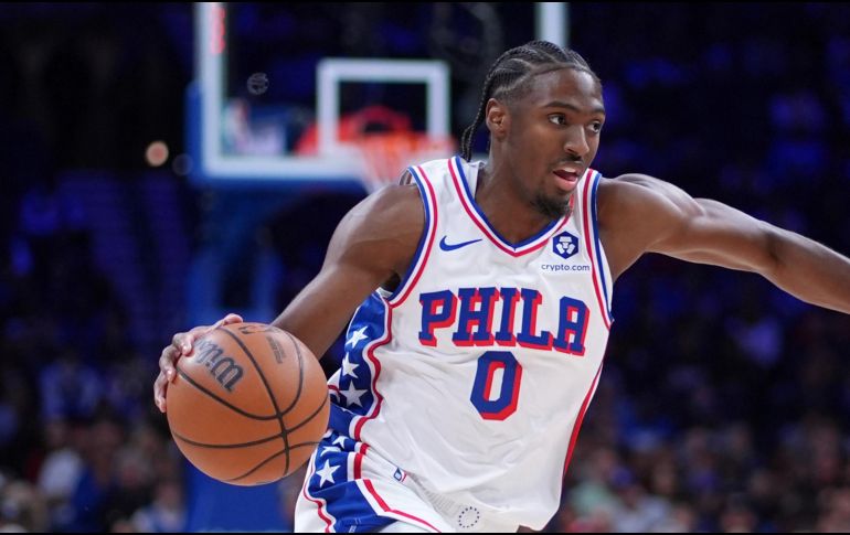 Tyrese Maxey de los 76ers de Filadelfia durante el encuentro de temporada regular ante Memphis. ARCHIVO / AP Foto