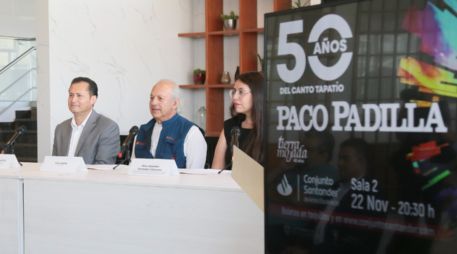 Paco Padilla ofrecerá un espectáculo en el Conjunto Santander de Artes Escénicas para celebrar sus 50 años de trayectoria musical. CORTESÍA