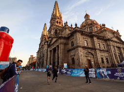 Se prevé que el Maratón Internacional 42k 2024 inicia a las 6:30 de la mañana del domingo 24 de noviembre. EL INFORMADOR/ARCHIVO.