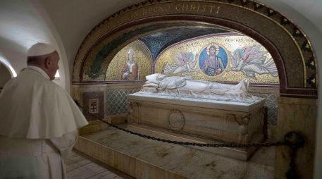 El dispositivo en la tumba de San Pedro será inaugurado el 2 de diciembre por el papa Francisco. AFP / ARCHIVO