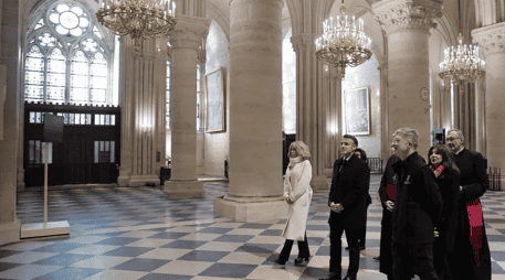 La visita de el presidente francés, dio inicio a una serie de eventos que marcan la reapertura de la obra maestra gótica del siglo XII. EFE / C. PETIT TESSON