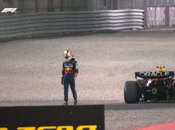El Gran Premio de Qatar destacó por su nivel de dificultad y las situaciones impredecibles que afectaron tanto a pilotos punteros como a los del medio del pelotón. ESPECIAL / X / @F1