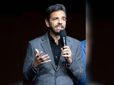 Derbez sorprendió, cuando compartió una serie de fotografías y un video del encuentro que tanto él, como Alessandra Rosaldo, su esposa, y su hija, la pequeña Aitiana, tuvieron con Shak. AFP / ARCHIVO