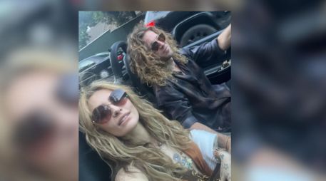 Justin Long es uno de los músicos que acompaña a Paris en sus conciertos y presentaciones en festivales. ESPECIAL / Instagram / @parisjackson.