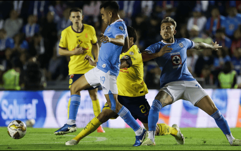 Duelo de vuelta entre la Máquina del Cruz Azul y las Águilas del América en el estadio de Ciudad de los Deportes el domingo 8 de diciembre del 2024. SUN/C. MEJÍA