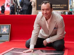 La estrella británica de cine: Jude Law, ha recibido su estrella en el paseo de la fama de Hollywood. EFE/ARCHIVO