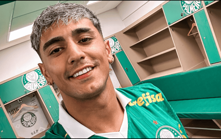 Facundo Torres fue presentado como nuevo refuerzo de Palmeiras. X / @SE Palmeiras