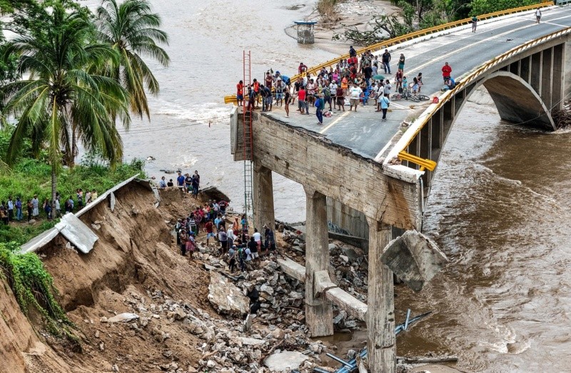 En septiembre, el huracán John alcanzó la categoría 3 en la escala de Saffir-Simpson antes de tocar tierra en las costas de Guerrero, México. ARCHIVO/EFE 