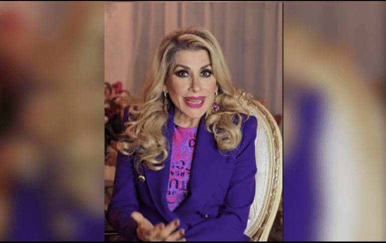 A través de sus redes sociales, fue la misma cantante quien le informó a sus seguidores sobre la imposibilidad de realizar uno de sus conciertos que tenía programado en el Teatro Metropolitan. ESPECIAL/INSTAGRAM/dulcelacantante.