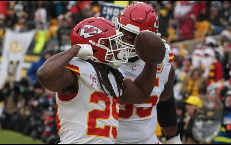 Los Chiefs de Kansas City derrotaron a los Steelers en el juego navideño de la NFL. AP / J. Puskar