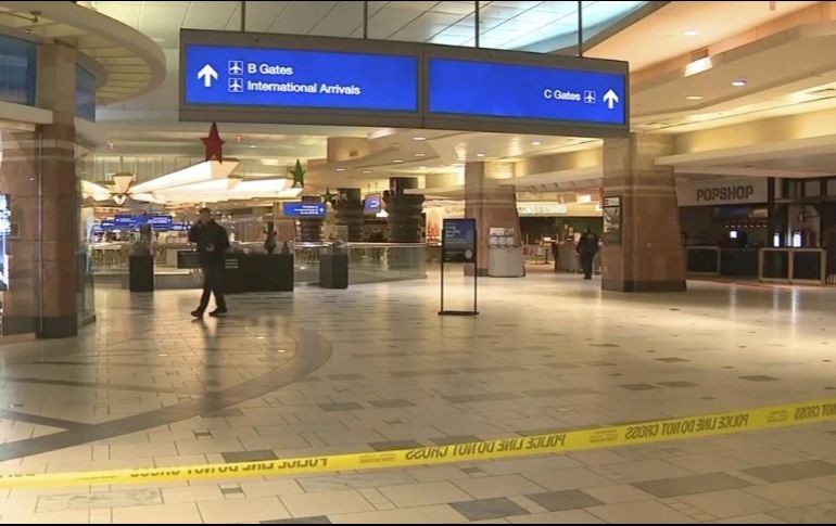 Lugar del tiroteo en el Aeropuerto Sky Harbor en Phoenix, Arizona. AP