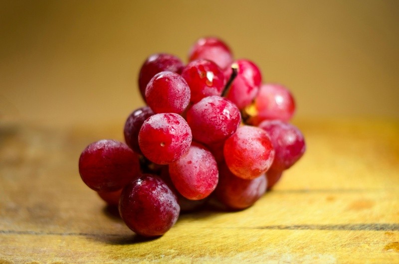 ,Las uvas ayudan a mantener las arterias limpias. ESPECIAL/PEXELS 