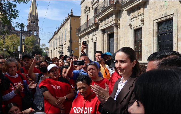 La diputada tiene como objetivo  garantizar la defensa y respeto de los derechos laborales de los empleados del DIF Guadalajara. CORTESÍA