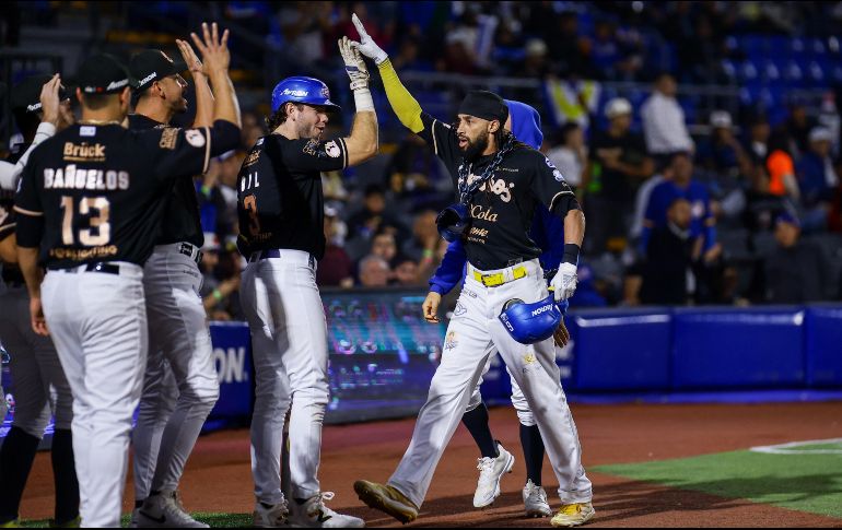 Billy Hamilton bateó el ciclo en el juego donde la ofensiva de Jalisco no bajó el ritmo. X/charrosbeisbol