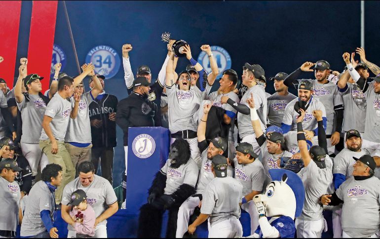 La última vez que Charros y Tomateros disputaron una final, los de Jalisco se alzaron con la victoria. CORTESÍA/Charros de Jalisco