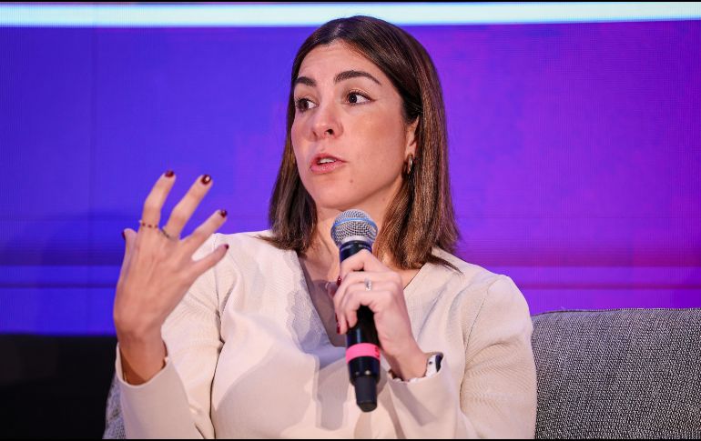 Cindy Blanco explicó algunos aspectos del programa  “Jalisco te recibe con los brazos abiertos” que se presentará el lunes.  EL INFORMADOR / H. Figueroa