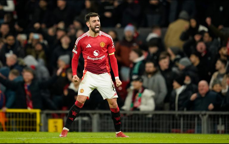 Bruno Fernandes apareció en el tiempo de compensación para darle el triunfo al United. AP/D Thompson