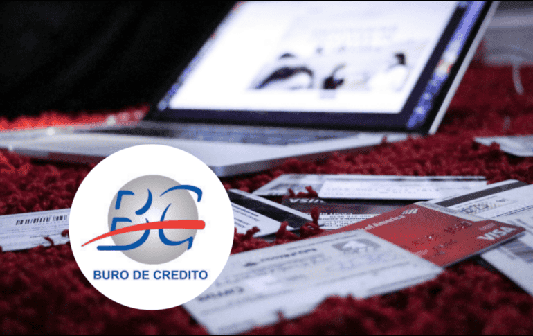 Es importante ser puntual con los pagos y mantener un nivel de deuda acorde con tu capacidad de pago. Unsplash / Canva