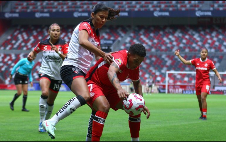 Partido del torneo Clausura 2025 de la Liga BBVA MX Femenil, entre las Diablas Rojas del Toluca y las Rojinegras del Atlas. IMAGO7 / Jesús Esquivel