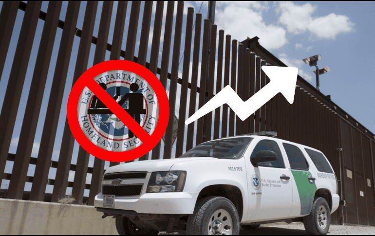 Dos funcionarios de alto rango del ICE fueron reasignados por culpa del ritmo de los arrestos de los inmigrantes según el presidente Trump. EFE/M. Reynolds/CANVA