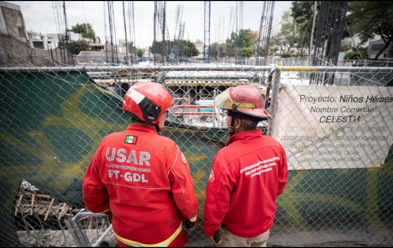 Fueron evacuadas 120 personas, entre ellos trabajadores de obra negra y personal administrativo.CORTESÍA
