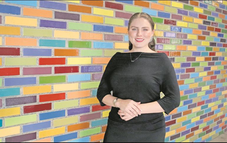 La nueva directora cuenta con una maestría en dirección coral en Reino Unido. ESPECIAL