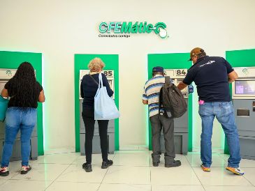 Vecinos de Tonalá y Tlajomulco ven disminución en el precio de su recibo de luz en el último bimestre. EL INFORMADOR/ H. Figueroa.