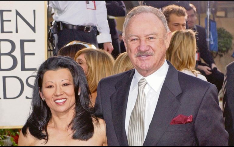 El actor y su esposa Betsy Arakawa fueron localizados sin vida cuando un vecino pidió a las autoridades que revisaran su hogar al no ver actividad en la residencia. AP