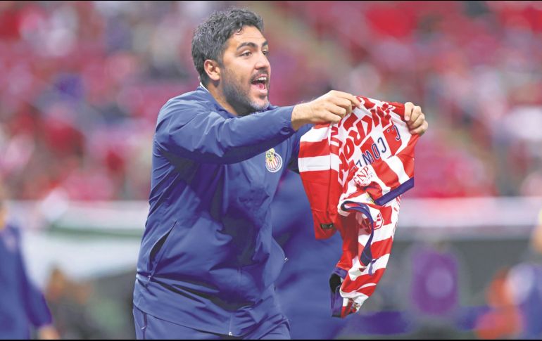 José Meléndez dirigió el sábado ante Pumas y podría continuar en el banquillo frente al América. IMAGO7